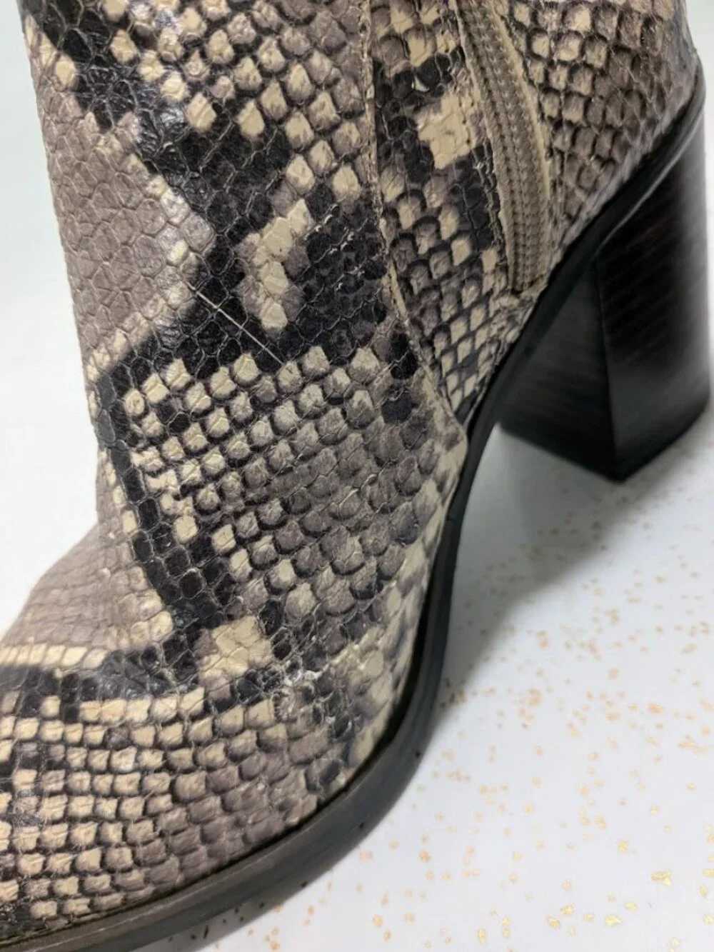 Steve Madden Rewind Snakeskin Ankle Booties Block Heel Women's 6 REWI01S1